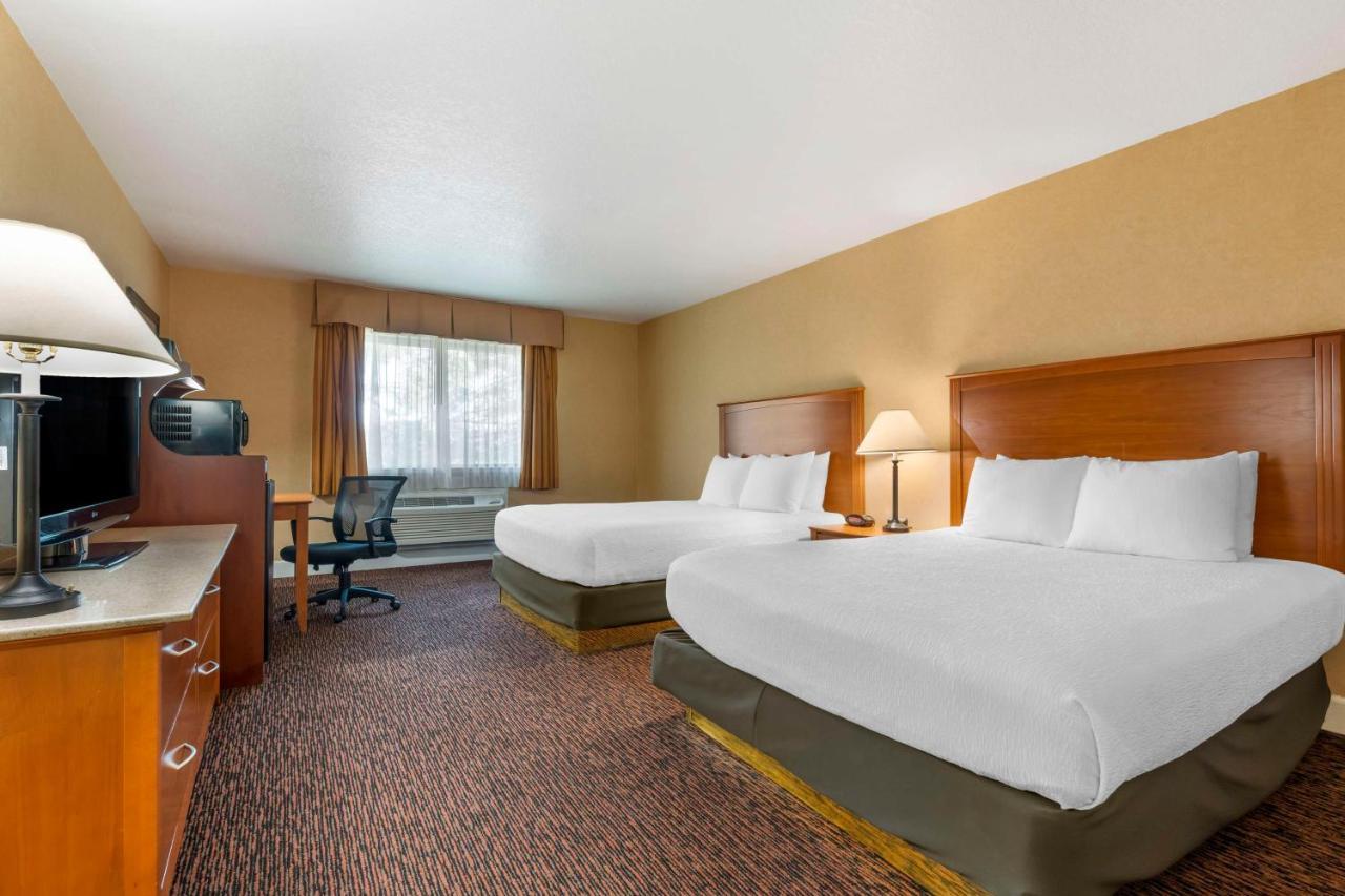 Western Hotel 3*